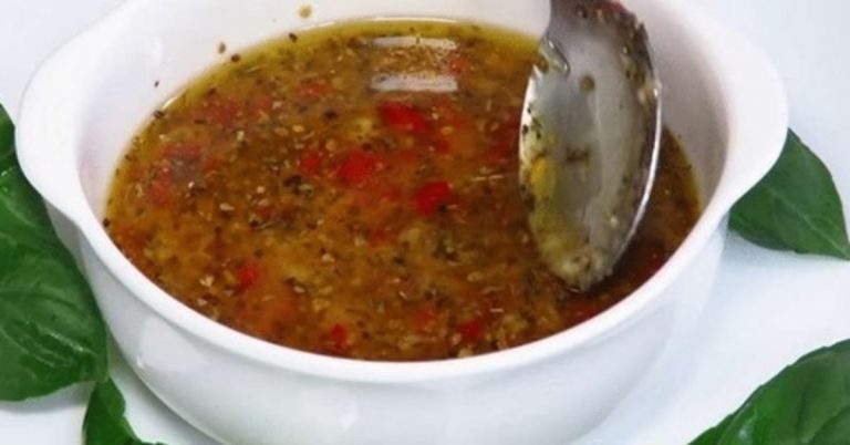 Pasijusite lyg Italijoje! Skanus ir sveikas salotų padažas