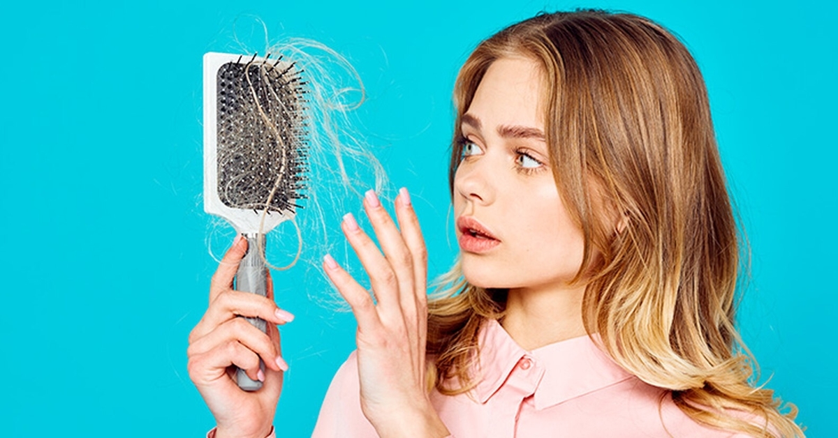 Neįprastos plaukų slinkimo priežastys ir kaip jas pašalinti