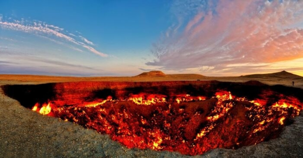 „Pragaro vartai“ Žemėje: kaip atsirado skylė, kuri nuolat dega jau 50 metų?