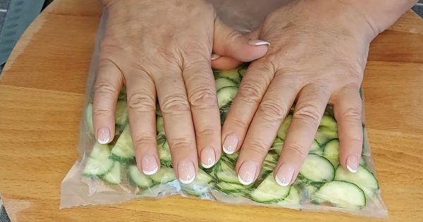 Kaip užšaldyti agurkus, kad būtų išsaugomas jų skonis ir aromatas?