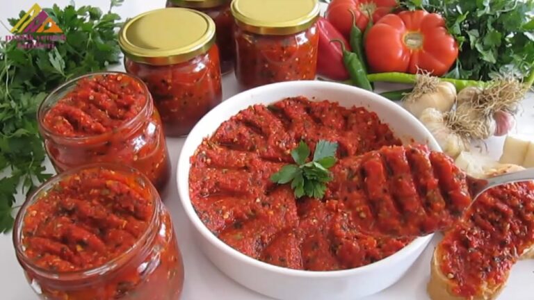 Labai skanios pomidorų užtepėlės receptas: pasiruoškite atsargų žiemai!