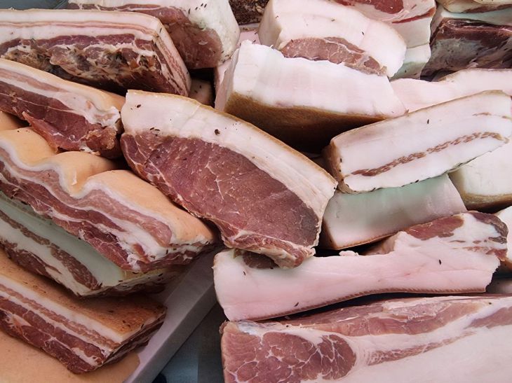 Kodėl kartais norisi riebaus maisto? Ekspertų nuomonė