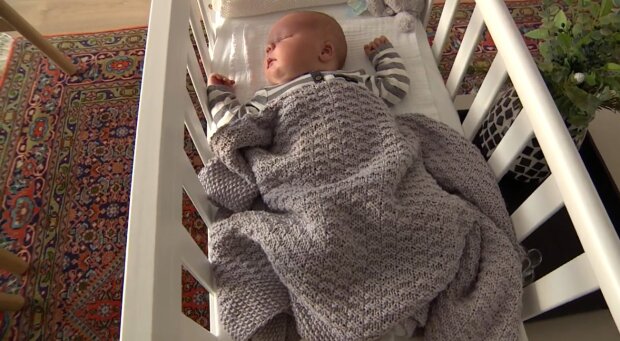 „Mano mažasis milžiniukas“: moteris pagimdė 6,5 kg sveriantį berniuką!