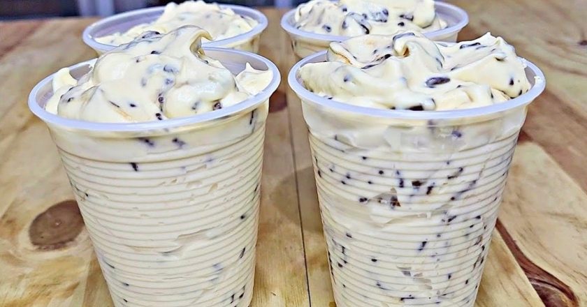 Greitas grietinės desertas be želatinos