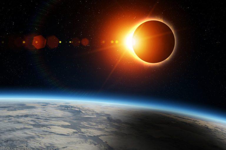 Saulės užtemimas 2025 m. kovo 29 d.: kokį poveikį jis turės Zodiako ženklams?