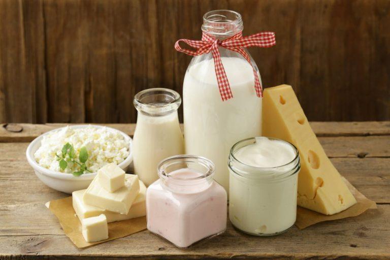 produktai kuriu negalima vartoti su arbata