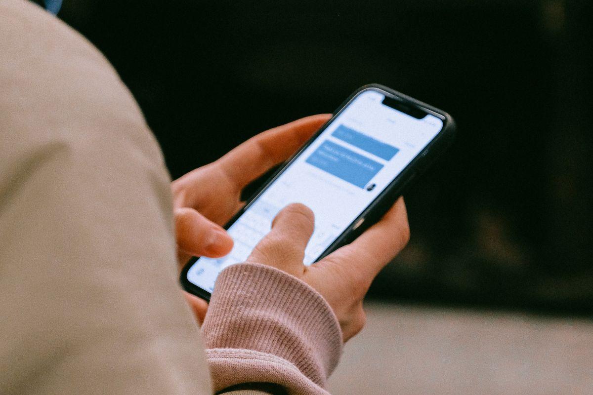 Kodėl buvęs rašo po skyrybų ir ką tai iš tiesų reiškia