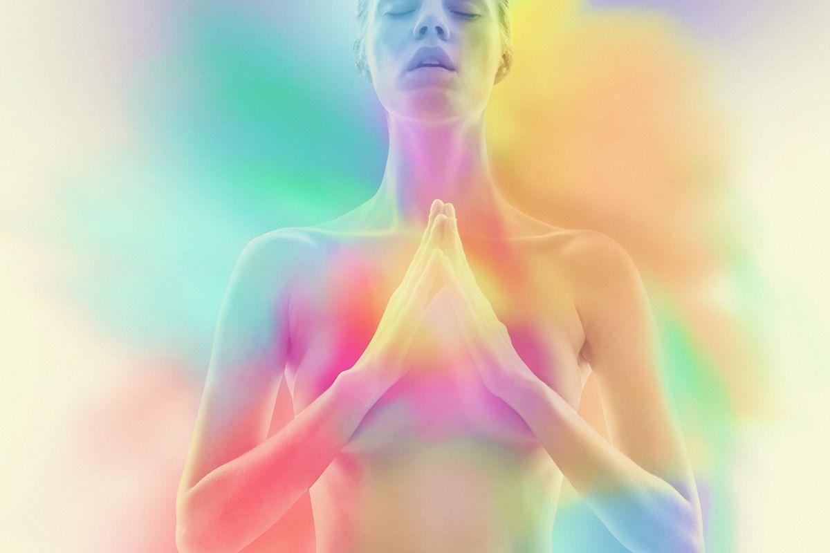 Auros spalva pagal Zodiako ženklą