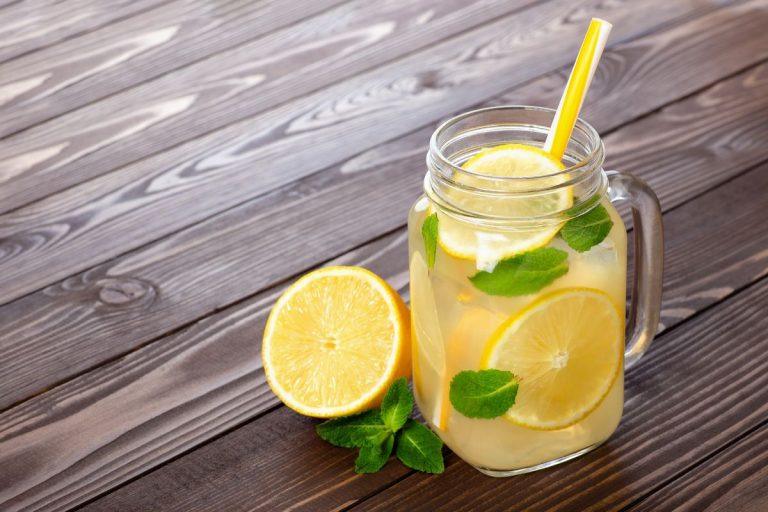 Kaip pasigaminti limonado koncentratą namuose