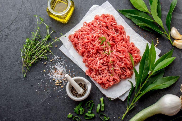 Kodėl svarbu sūdyti maltą mėsą?