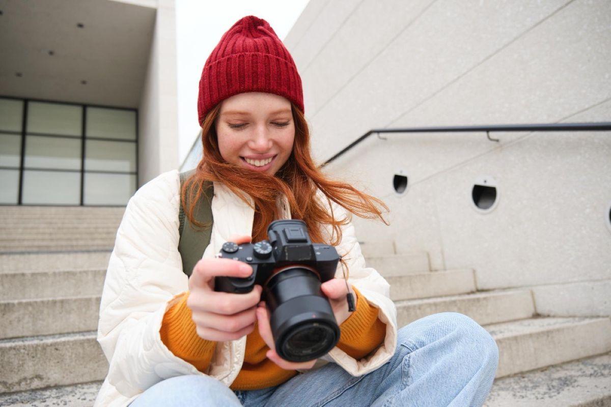 Veidrodinis fotoaparatas mėgėjui – kaip išsirinkti ir ką rinktis iš Kokoso.com