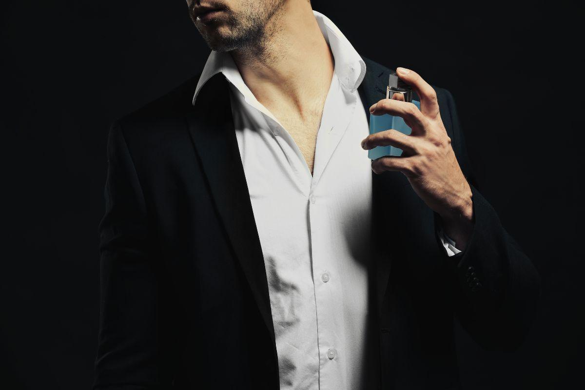 Kokius vyriškus kvepalus pasirinkti žiemai: geriausi aromatai, kurie suteiks šilumos ir pasitikėjimo