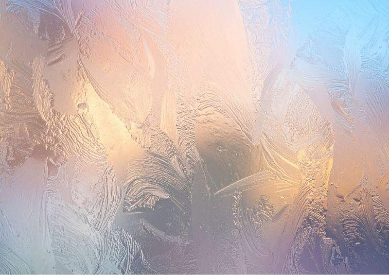 Mrozo efektas ant lango stiklo