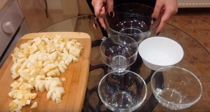 želė su bananais