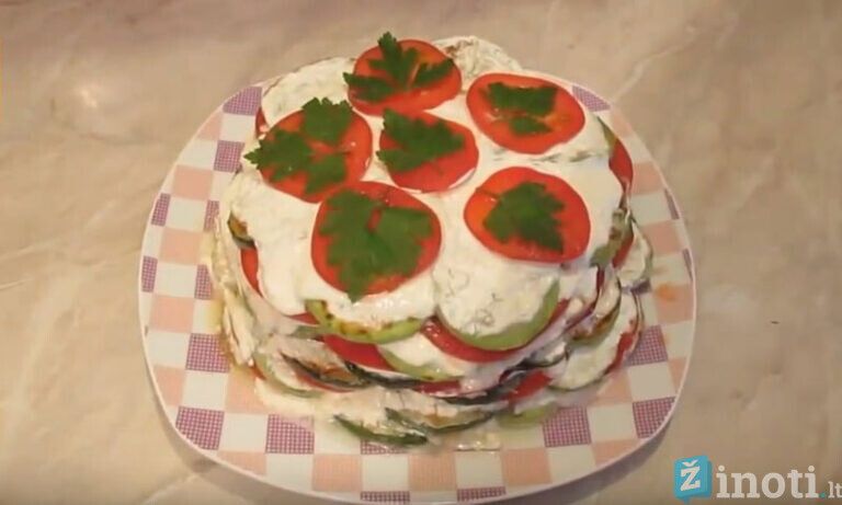 Dietinis cukinijų pyragas