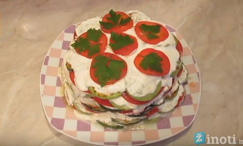 Dietinis cukinijų pyragas