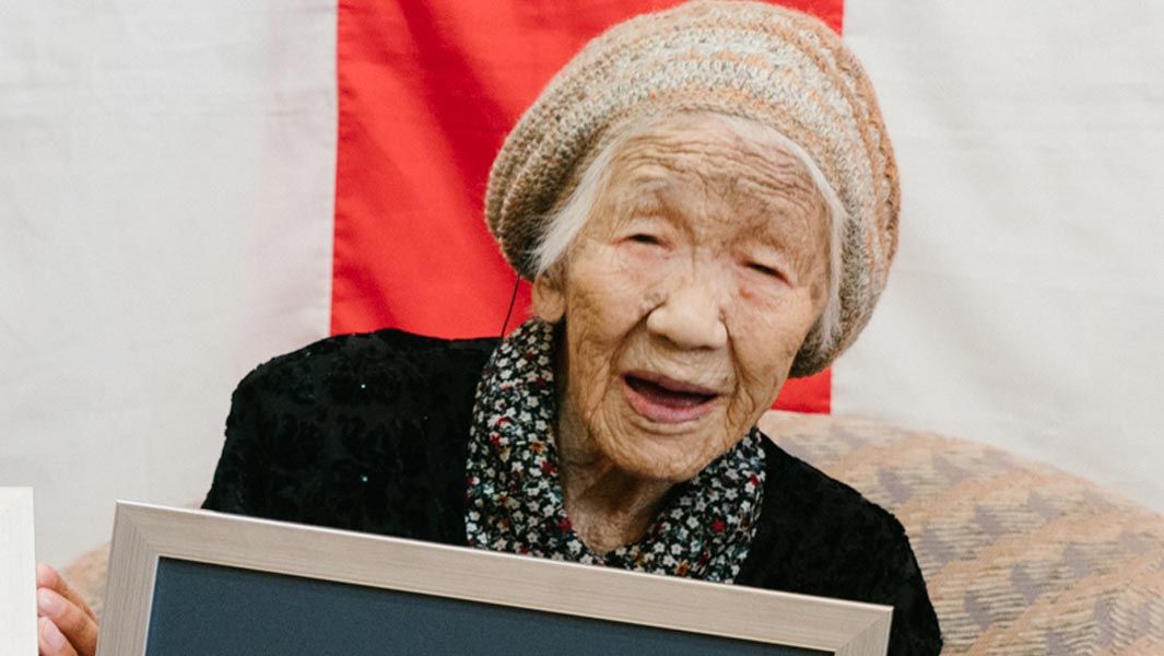 seniausia-moteris-pasaulyje-kane-tanaka