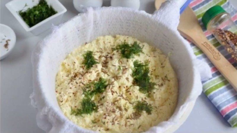 sūris