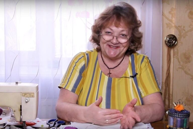 veido kaukę