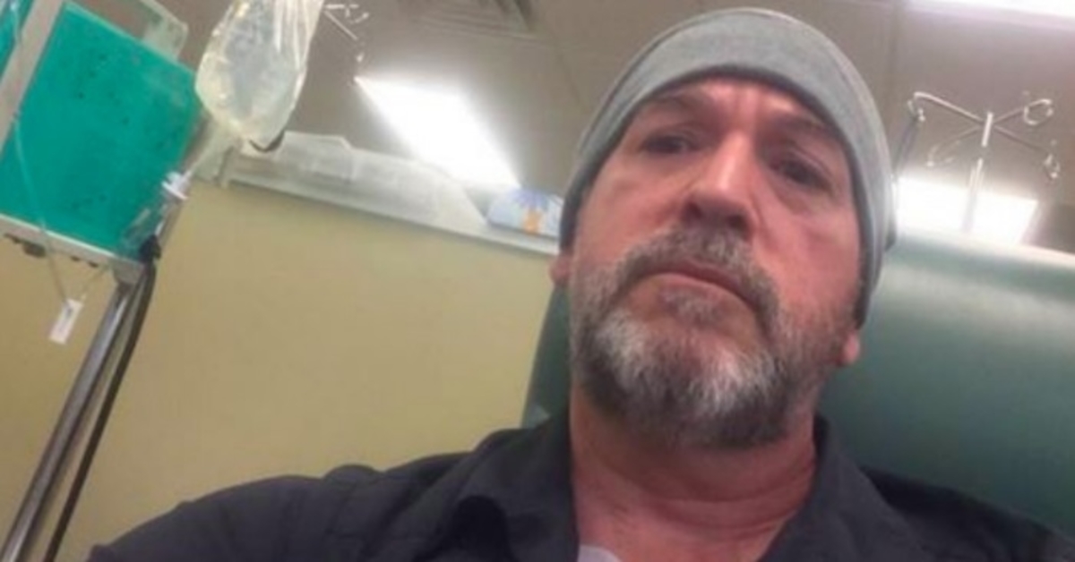 Vėžiu sergantis mokytojas išnaudojo visas nedarbingumo dienas. Tada jo kolegos jį nustebino!