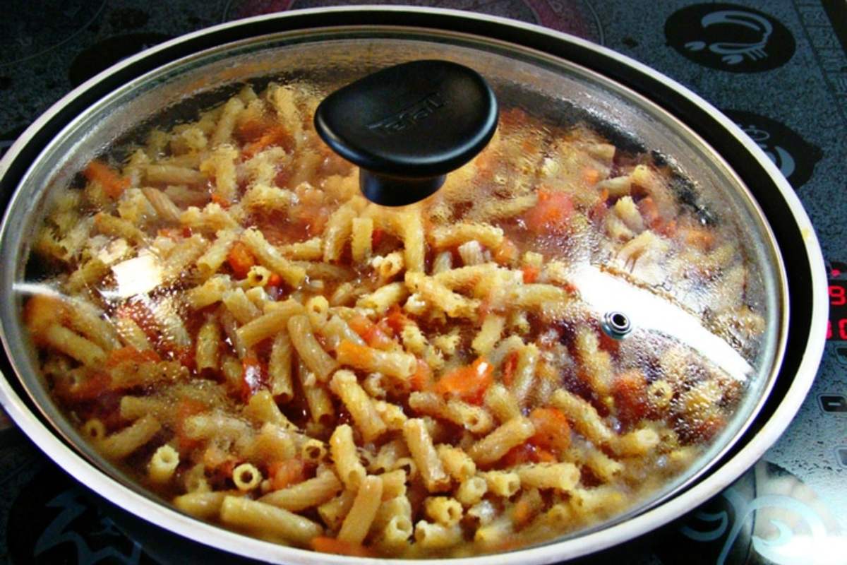 makaronai