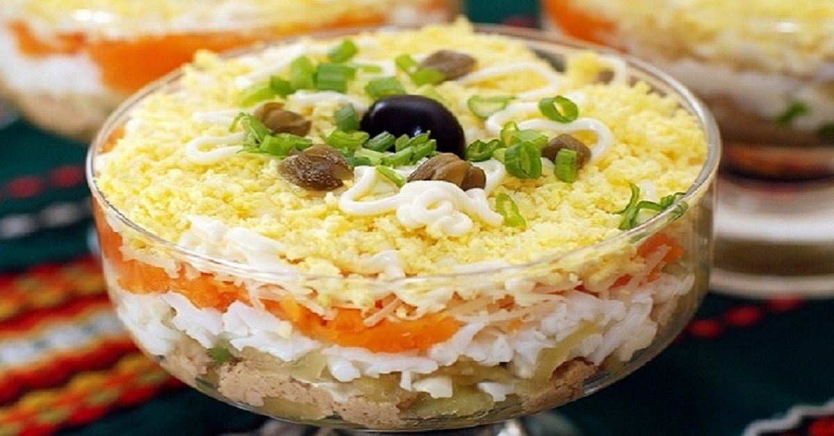 Šventinio stalo salotos. Gražus ir itin skanus patiekalas!