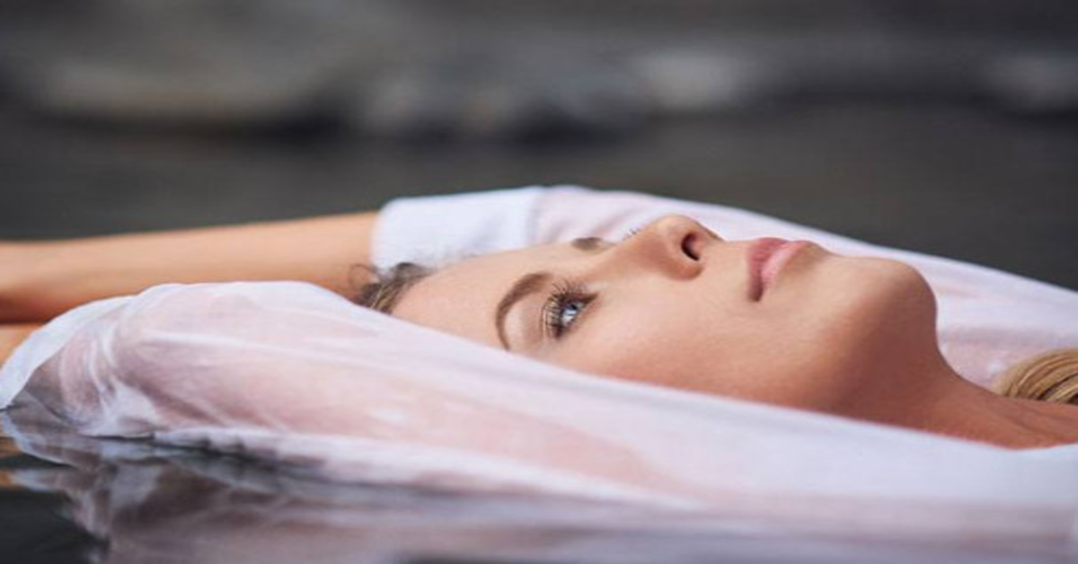 Energijos valymas prieš miegą: kodėl negalima eiti miegoti nusiteikus negatyviai?