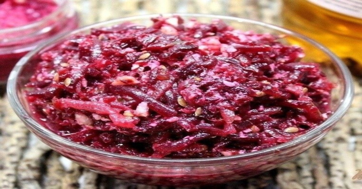 Skaniausios burokėlių salotos: reikės vos kelių ingredientų!