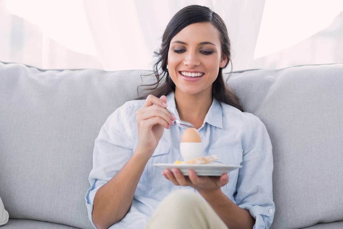 Kiaušinių nauda prieš miegą: ar verta valgyti vakare?