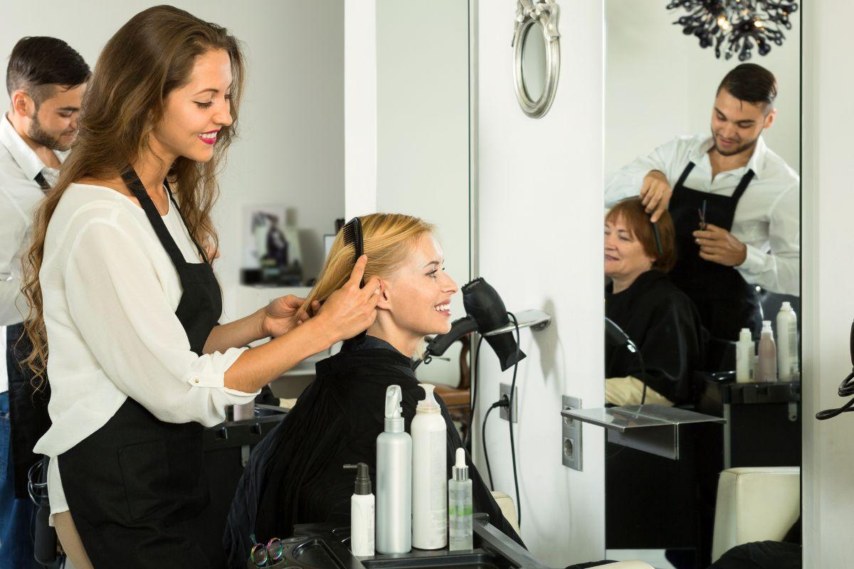 Mėnulio grožio kalendorius balandžiui 2025: geriausios dienos procedūroms