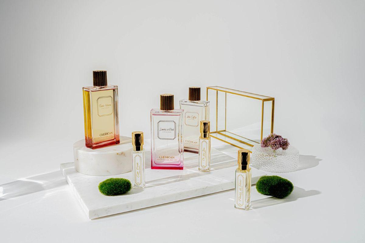 Vasariški kvepalai: aromatai, kurie pavers jūsų vasarą nepamirštama