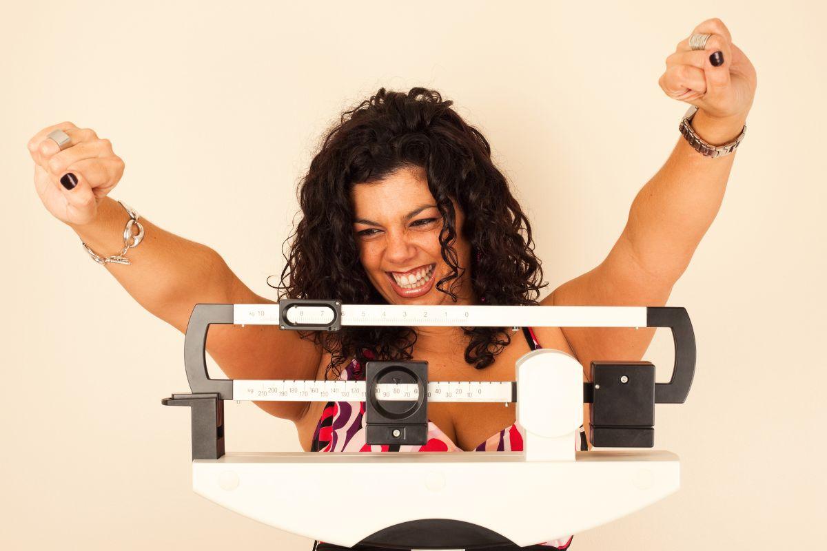 Turkijoje – masinė viešo svėrimo akcija: milijonai gyventojų po padidinamuoju stiklu