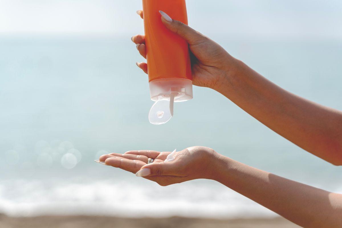 Kaip teisingai naudoti apsaugos nuo saulės priemones ir užtikrinti tinkamą apsaugą