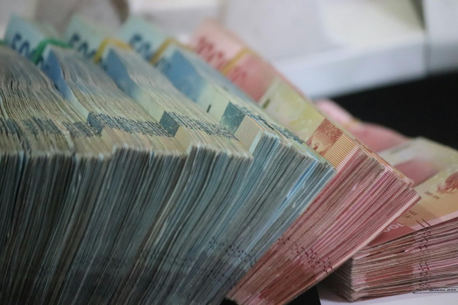 Pensijų fondų pinigai: kam leis atsiimti viską be mokesčių, o kas praras net 30 proc.