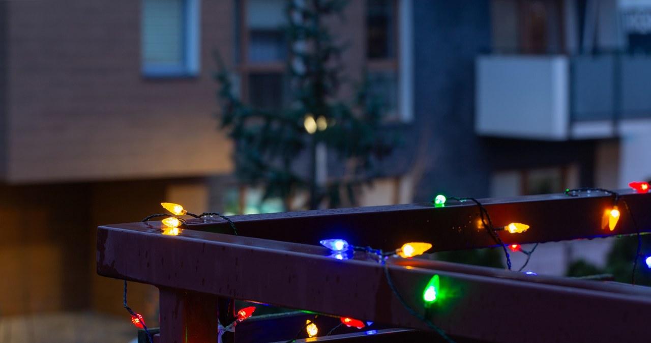 Ar už kalėdines balkono girliandas galima gauti baudą? Atsakymas nustebins