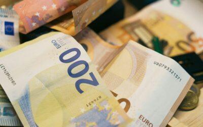 Kaip eurai slepiasi jūsų piniginėje? Netikėti faktai apie monetų ir banknotų kasdienį gyvenimą