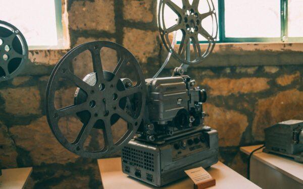 Lietuviškos kino kronikos atgimimas: kaip seni kadrai keičia mūsų atmintį ir dabartį